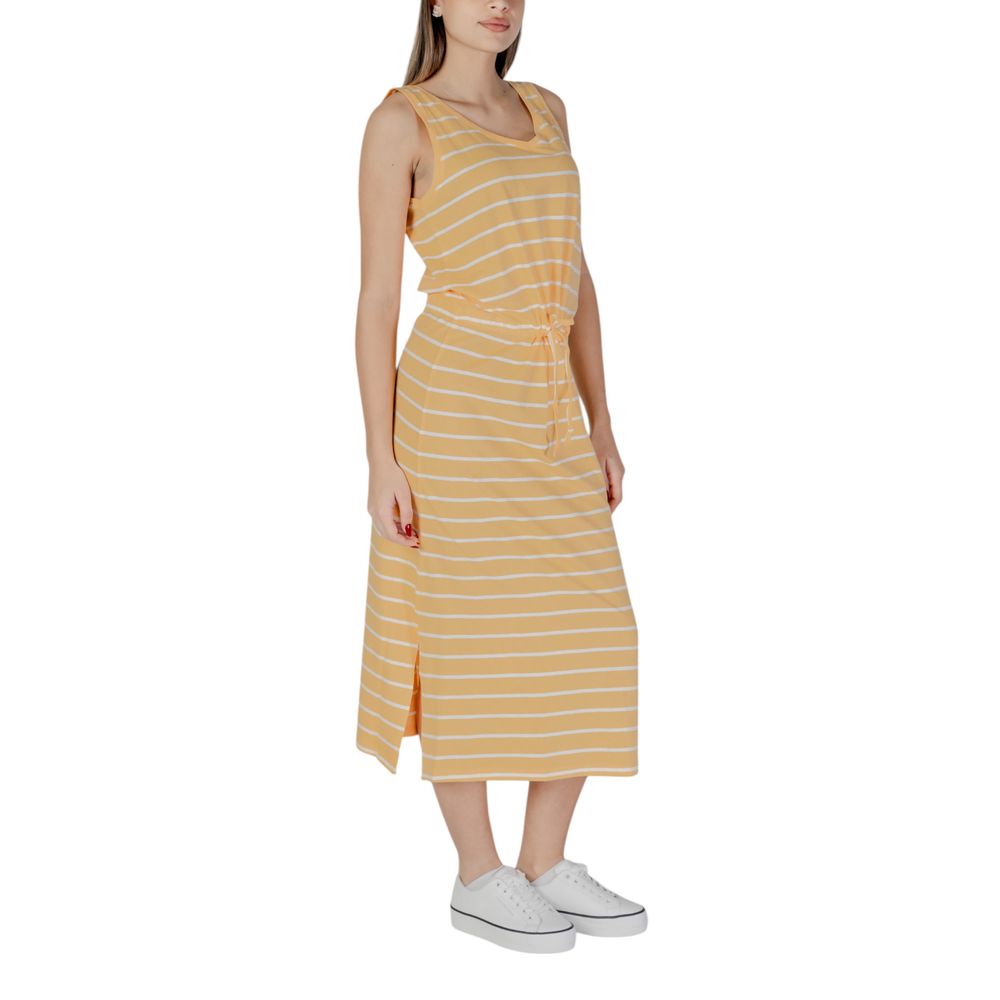 B.Young Yellow Cotton Dress